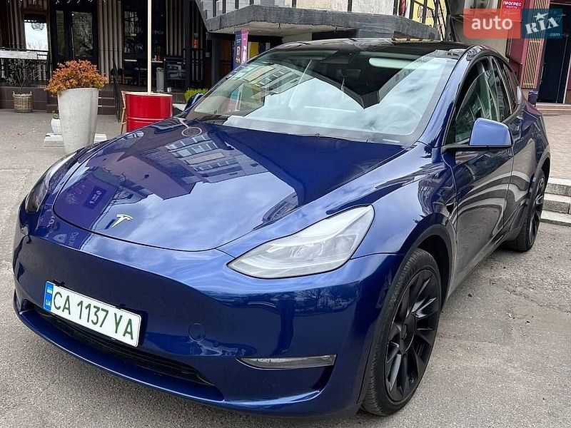 Внедорожник / Кроссовер Tesla Model Y 2023 в Черкассах