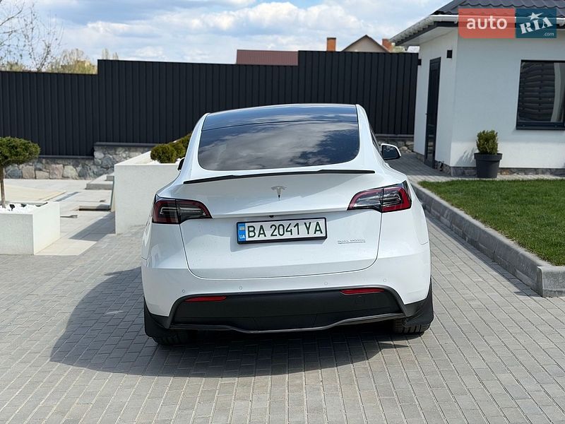 Внедорожник / Кроссовер Tesla Model Y 2020 в Кропивницком