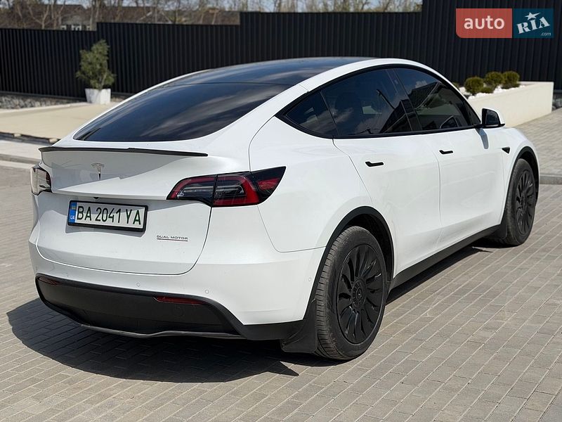 Внедорожник / Кроссовер Tesla Model Y 2020 в Кропивницком