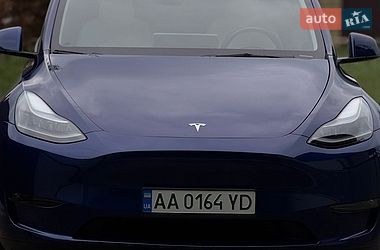 Внедорожник / Кроссовер Tesla Model Y 2023 в Киеве