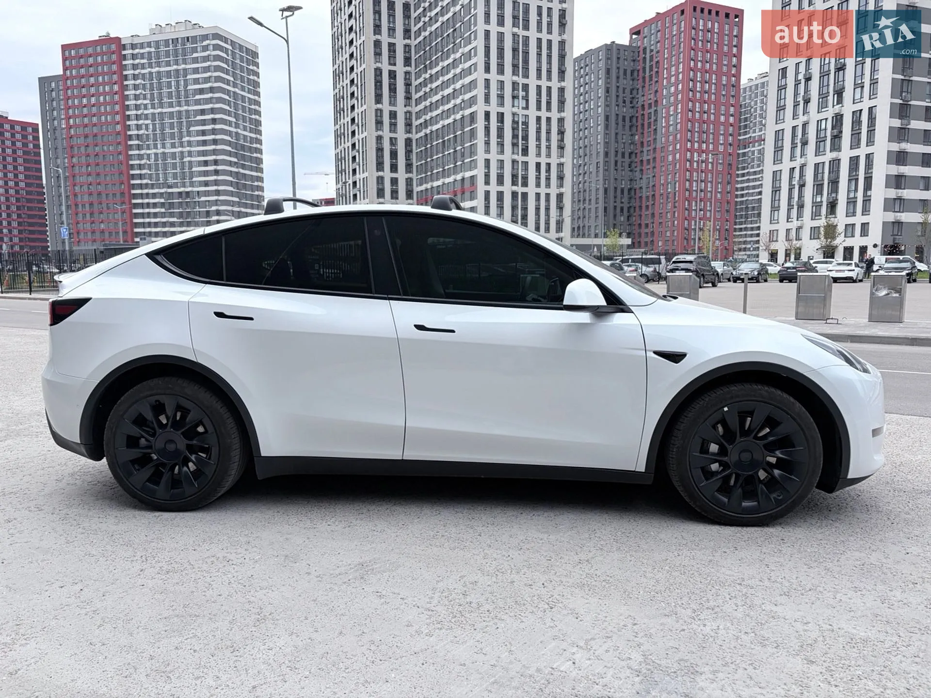 2021 Tesla Model Y - мініатюра 4
