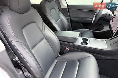 Внедорожник / Кроссовер Tesla Model Y 2021 в Киеве