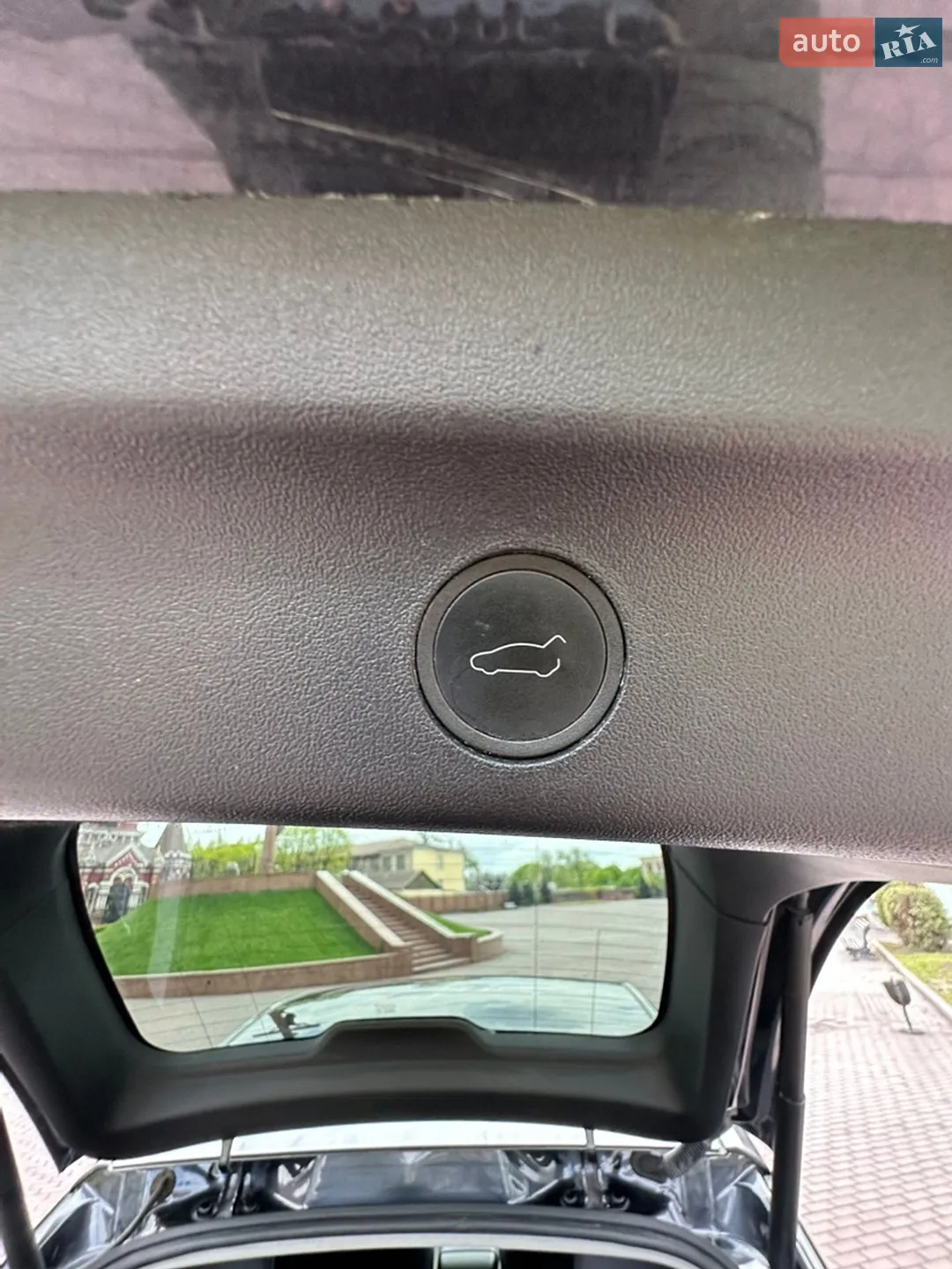 2024 Tesla Model Y - мініатюра 35
