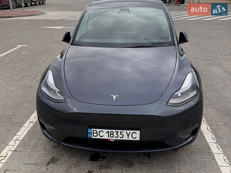 Внедорожник / Кроссовер Tesla Model Y 2023 в Стрые