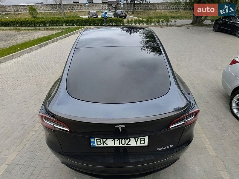 Внедорожник / Кроссовер Tesla Model Y 2022 в Луцке