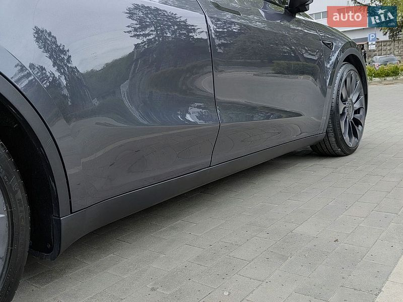 Внедорожник / Кроссовер Tesla Model Y 2022 в Луцке