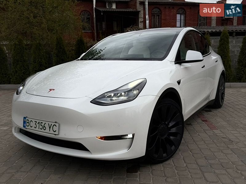 Tesla Model Y 2021