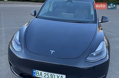 Позашляховик / Кросовер Tesla Model Y 2024 в Києві