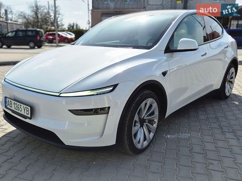 Внедорожник / Кроссовер Tesla Model Y 2025 в Виннице