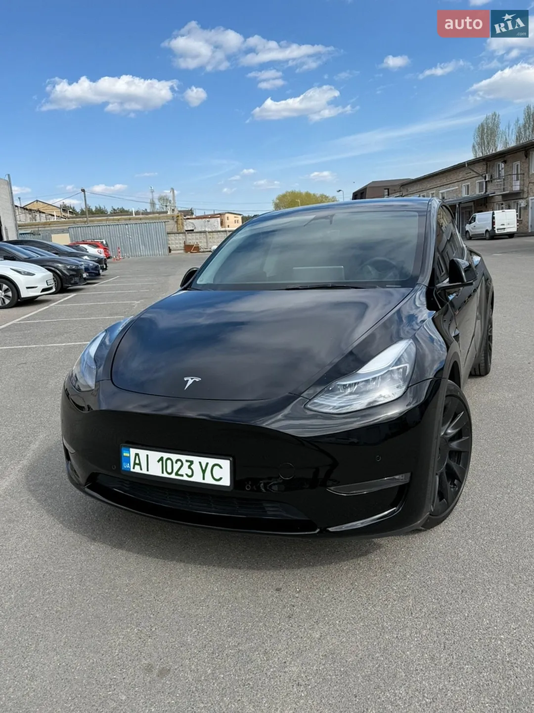 2022 Tesla Model Y - фото 1