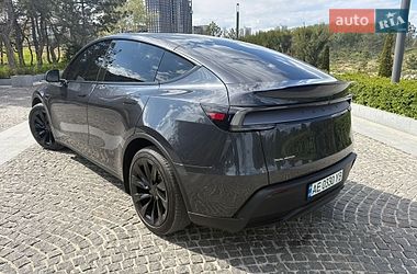 Внедорожник / Кроссовер Tesla Model Y 2025 в Днепре