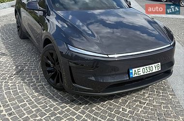 Внедорожник / Кроссовер Tesla Model Y 2025 в Днепре