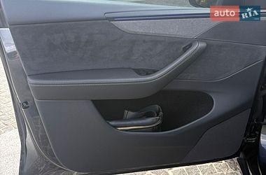 Внедорожник / Кроссовер Tesla Model Y 2025 в Днепре