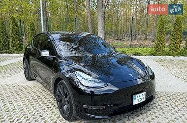 Позашляховик / Кросовер Tesla Model Y 2022 в Харкові