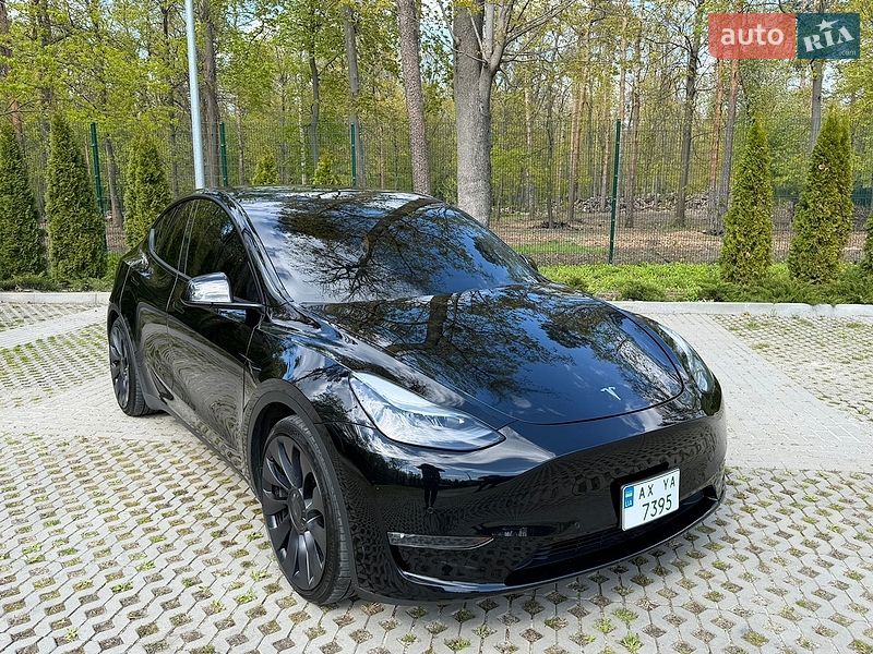 Tesla Model Y 2022