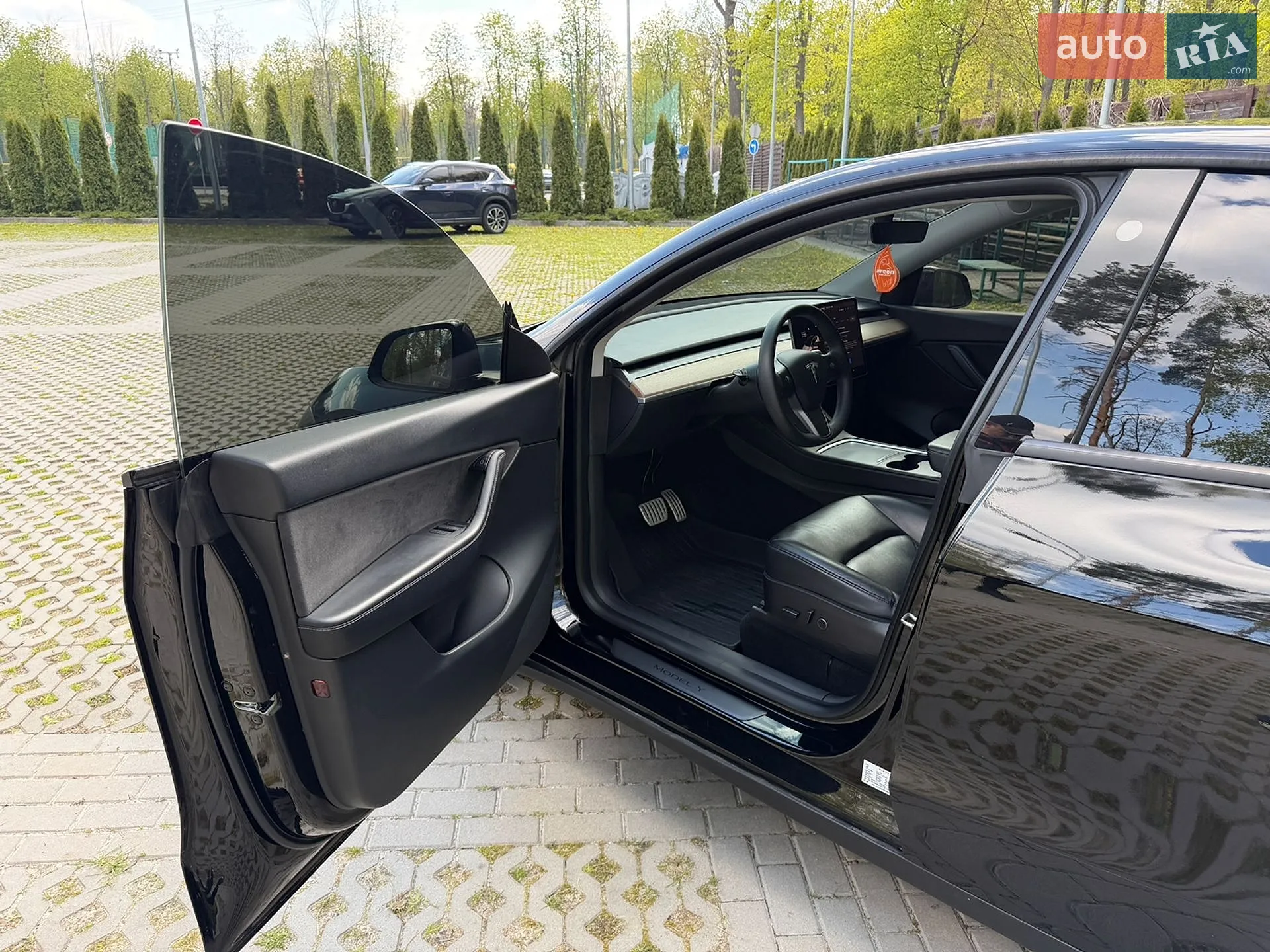 2022 Tesla Model Y - мініатюра 16