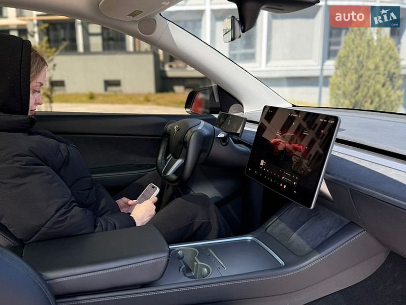 Позашляховик / Кросовер Tesla Model Y 2022 в Черкасах