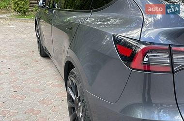 Внедорожник / Кроссовер Tesla Model Y 2023 в Дрогобыче