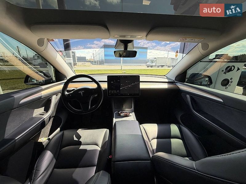 Внедорожник / Кроссовер Tesla Model Y 2021 в Львове