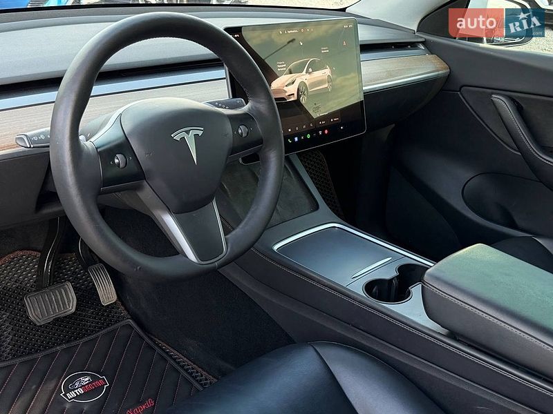 Позашляховик / Кросовер Tesla Model Y 2022 в Харкові