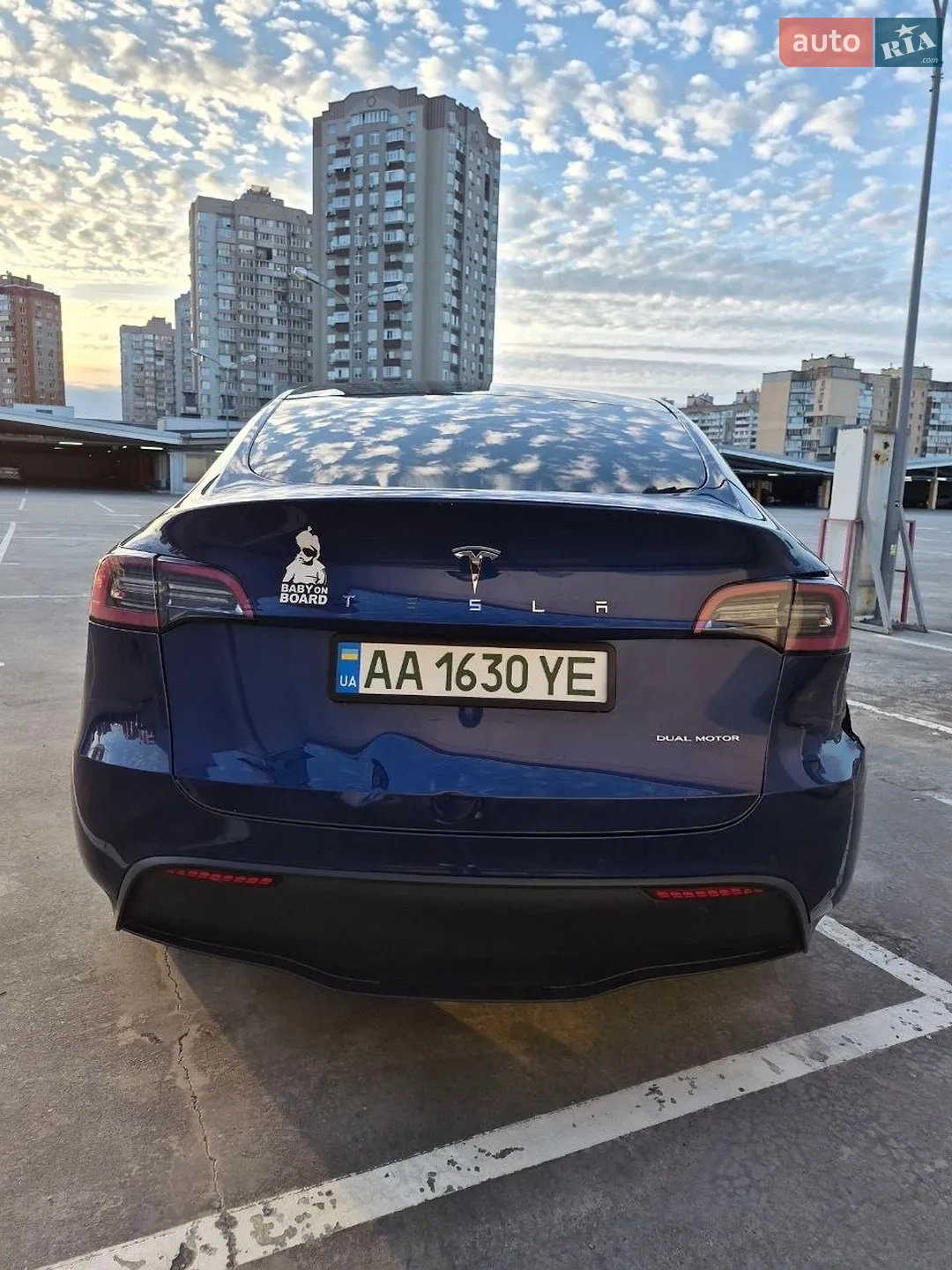 2021 Tesla Model Y - мініатюра 3