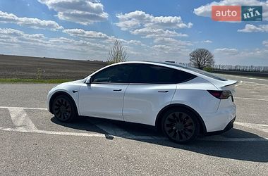 Внедорожник / Кроссовер Tesla Model Y 2022 в Черкассах