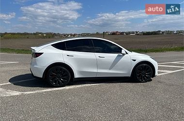 Внедорожник / Кроссовер Tesla Model Y 2022 в Черкассах
