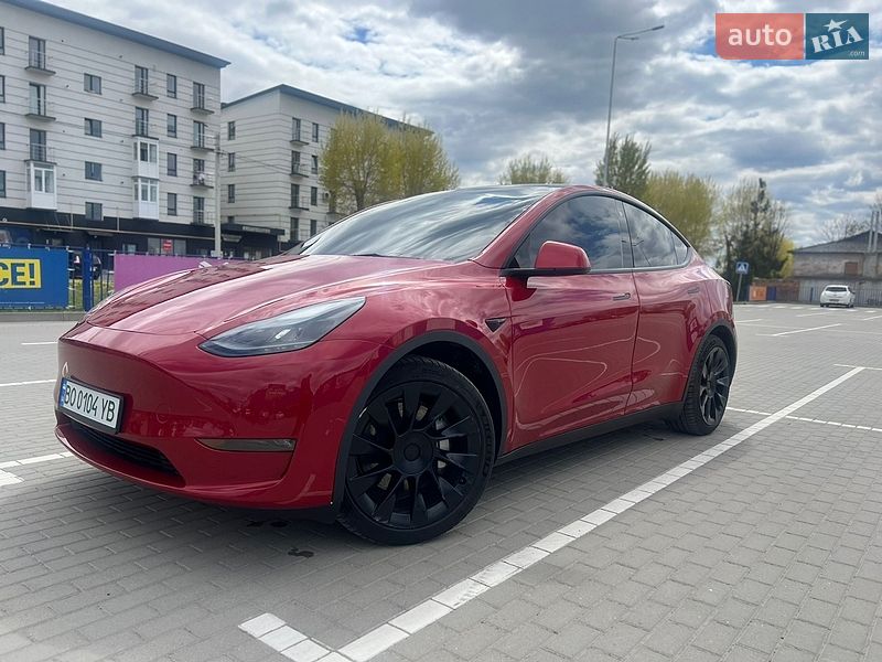 Внедорожник / Кроссовер Tesla Model Y 2023 в Тернополе