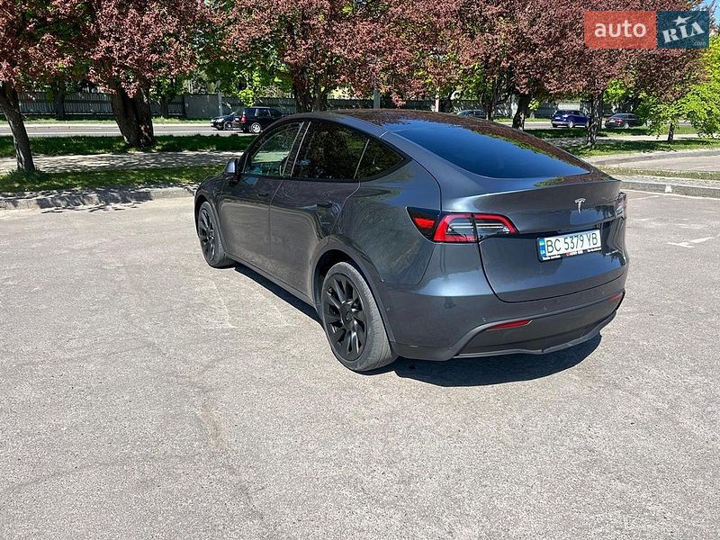 Позашляховик / Кросовер Tesla Model Y 2022 в Львові