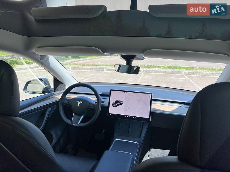 Позашляховик / Кросовер Tesla Model Y 2022 в Львові