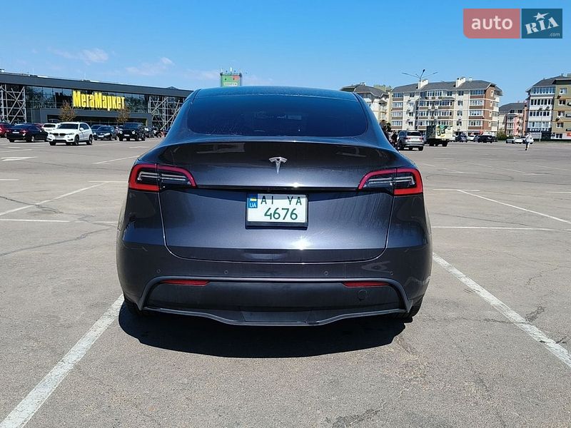 Внедорожник / Кроссовер Tesla Model Y 2021 в Киеве
