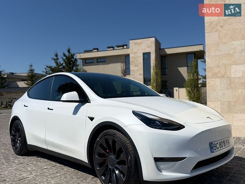 Внедорожник / Кроссовер Tesla Model Y 2022 в Львове