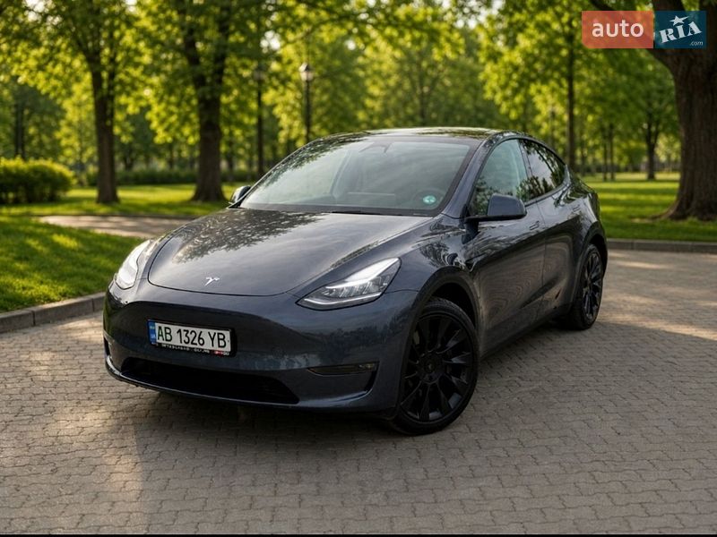 Tesla Model Y 2023