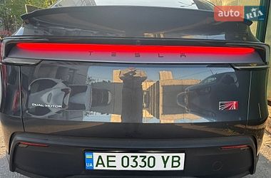 Внедорожник / Кроссовер Tesla Model Y 2025 в Днепре