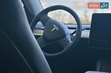 Позашляховик / Кросовер Tesla Model Y 2024 в Кривому Розі