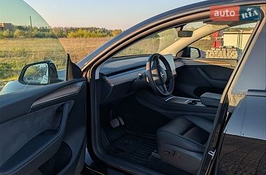 Внедорожник / Кроссовер Tesla Model Y 2024 в Львове фото 17 Внедорожник / Кроссовер Tesla Model Y 2024 в Львове