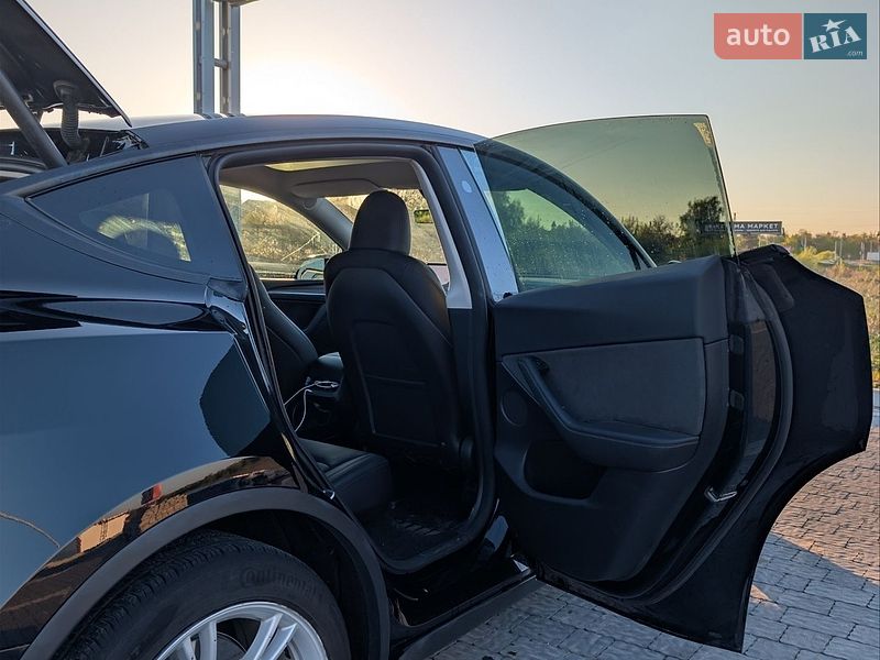 Внедорожник / Кроссовер Tesla Model Y 2024 в Львове фото 22 Внедорожник / Кроссовер Tesla Model Y 2024 в Львове