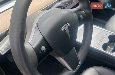 Позашляховик / Кросовер Tesla Model Y 2021 в Запоріжжі