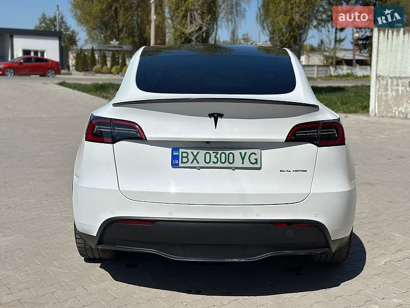 Внедорожник / Кроссовер Tesla Model Y 2021 в Тернополе