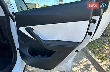 Внедорожник / Кроссовер Tesla Model Y 2021 в Тернополе