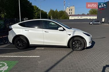 Внедорожник / Кроссовер Tesla Model Y 2022 в Полтаве