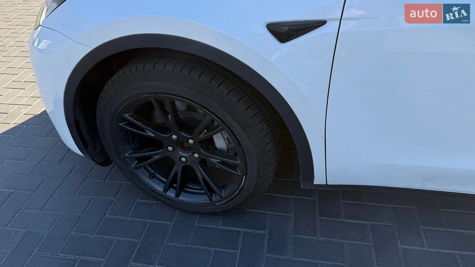 2022 Tesla Model Y - мініатюра 4