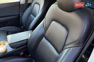 Внедорожник / Кроссовер Tesla Model Y 2022 в Полтаве