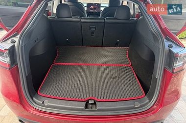 Внедорожник / Кроссовер Tesla Model Y 2022 в Киеве