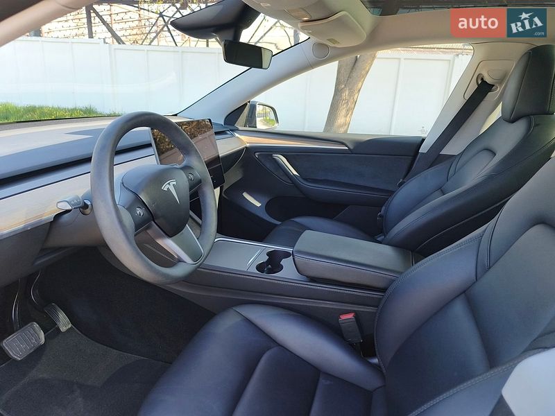 Внедорожник / Кроссовер Tesla Model Y 2024 в Сквире