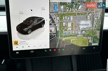 Внедорожник / Кроссовер Tesla Model Y 2024 в Киеве
