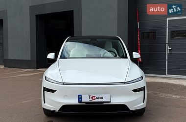 Внедорожник / Кроссовер Tesla Model Y 2025 в Киеве