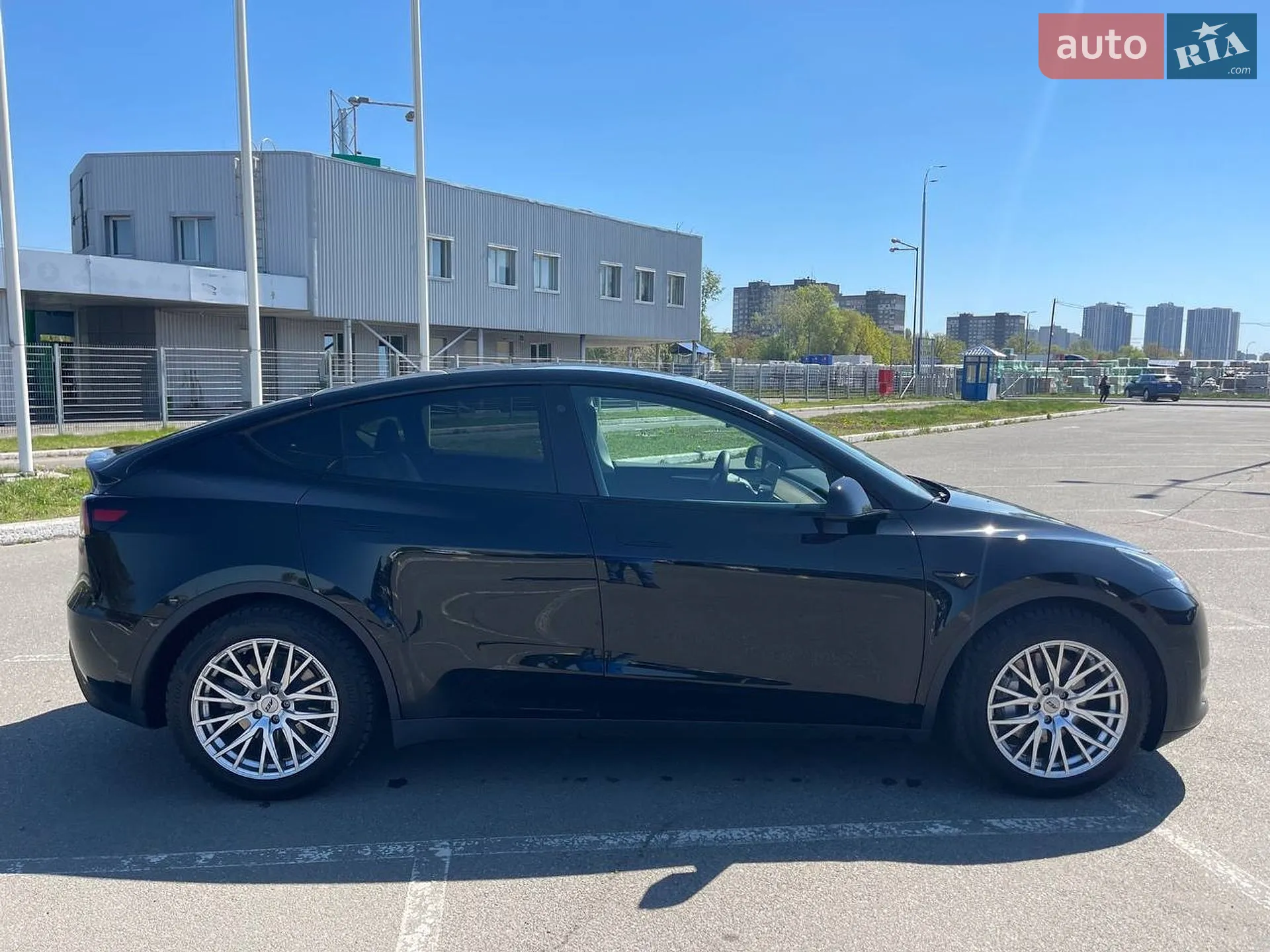 2023 Tesla Model Y - мініатюра 11