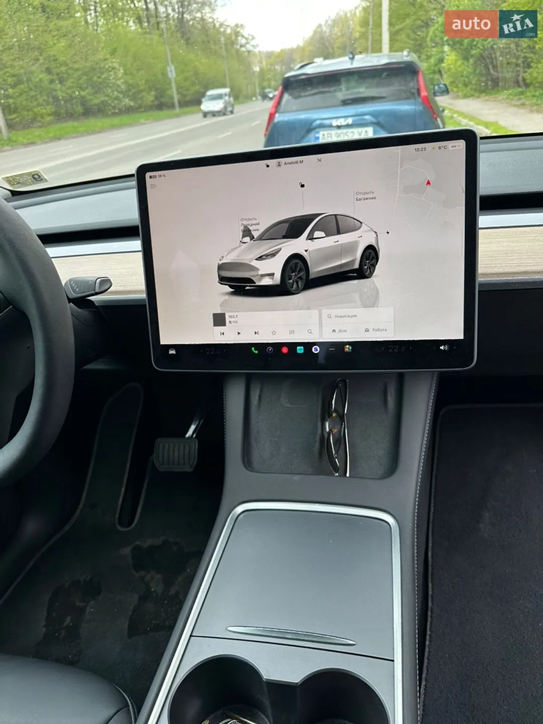 2024 Tesla Model Y - мініатюра 8