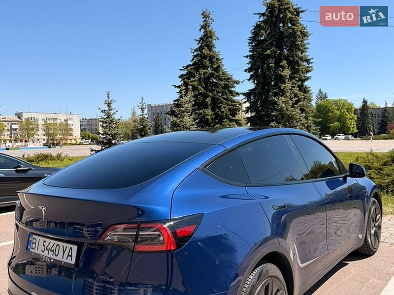 Позашляховик / Кросовер Tesla Model Y 2020 в Кременчуці
